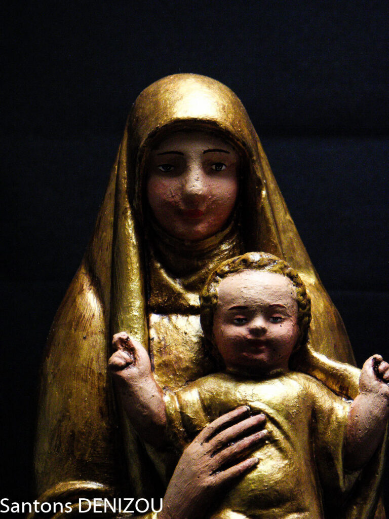 Vierge dorée