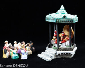 Kiosque à musique pour fanfare puce