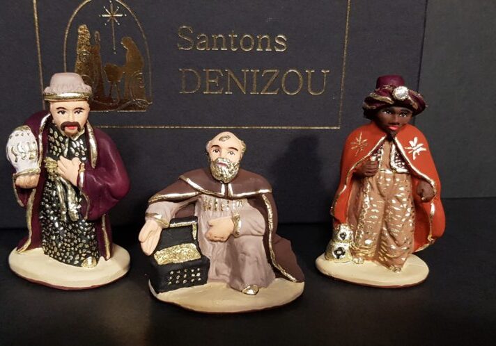 Rois mages dorés à la feuille d'or